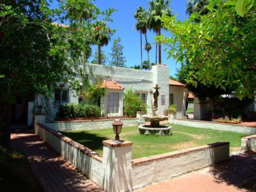 Maricopa Manor B&B Inn ฟีนิกซ์ ภายนอก รูปภาพ